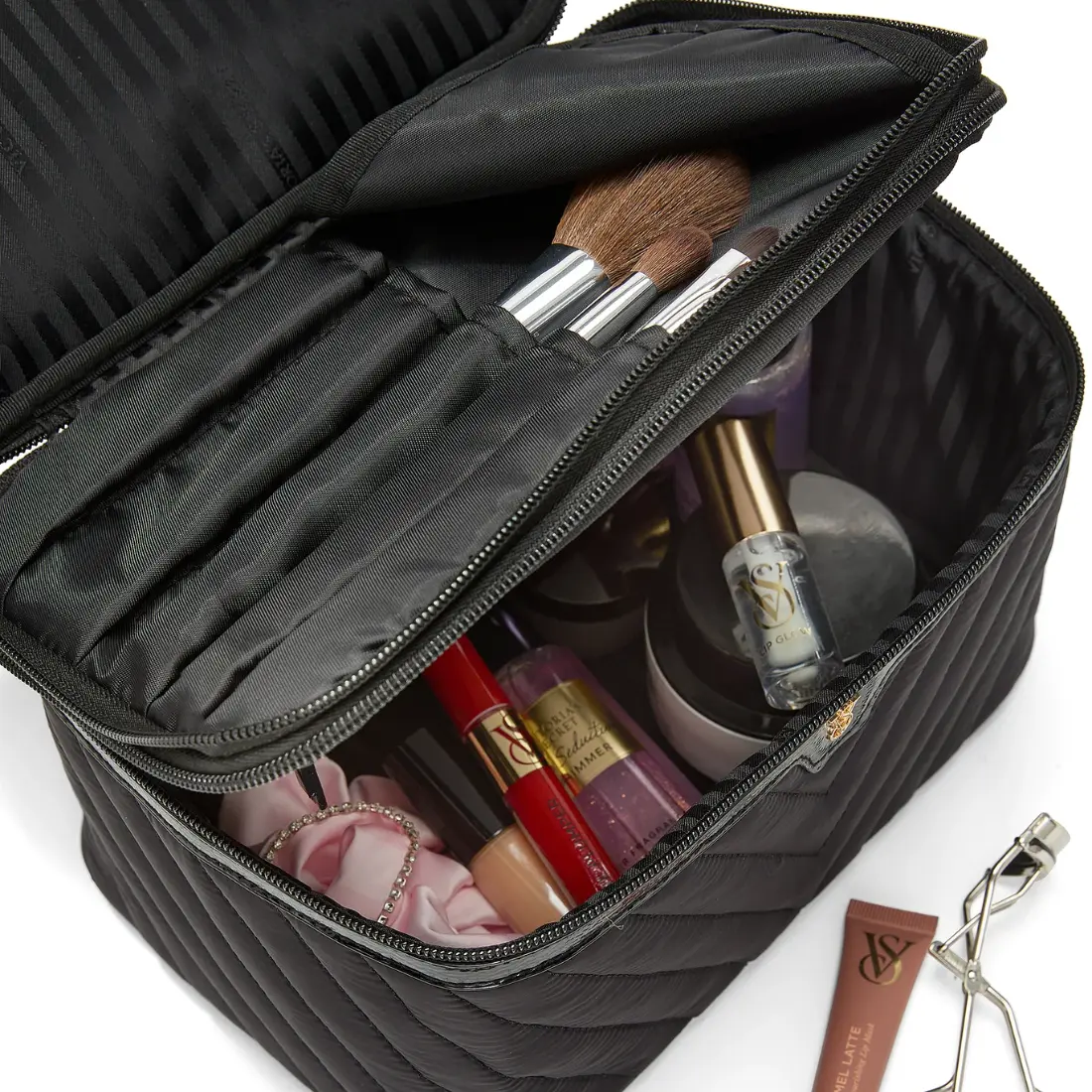 Кейс для косметики Victoria's Secret Black V-Quilt