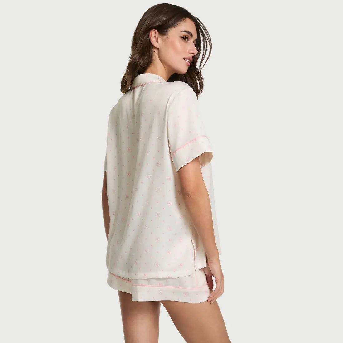 Сатинова піжама Victoria's Secret White VS Script з шортами