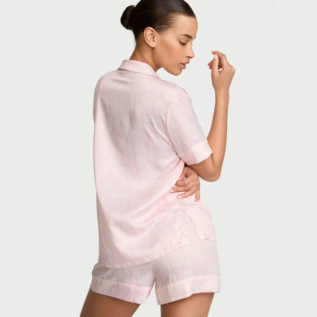 Сатинова піжама VS Coconut White and Pink Logos з шортами