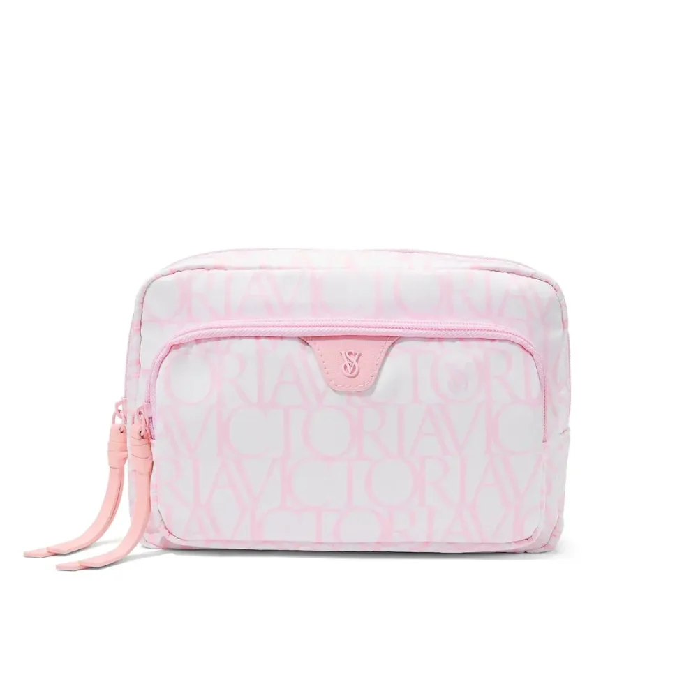 Ніжно-рожева дорожня косметичка Victoria's Secret Travel Makeup Pouch Victoria Script з принтом з написів та кишенею