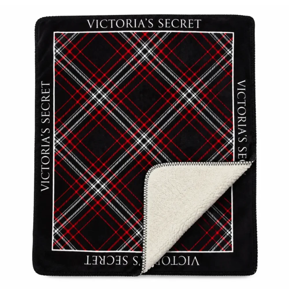 Двосторонній флісовий плед Victoria's Secret Cozy Sherpa-Fleece Blanket Black Red Plaid у чорно-червону клітинку
