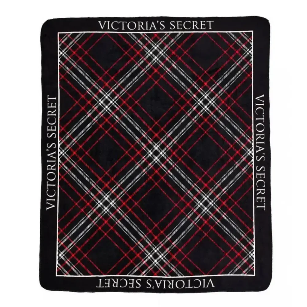 Двосторонній флісовий плед Victoria's Secret Cozy Sherpa-Fleece Blanket Black Red Plaid у чорно-червону клітинку